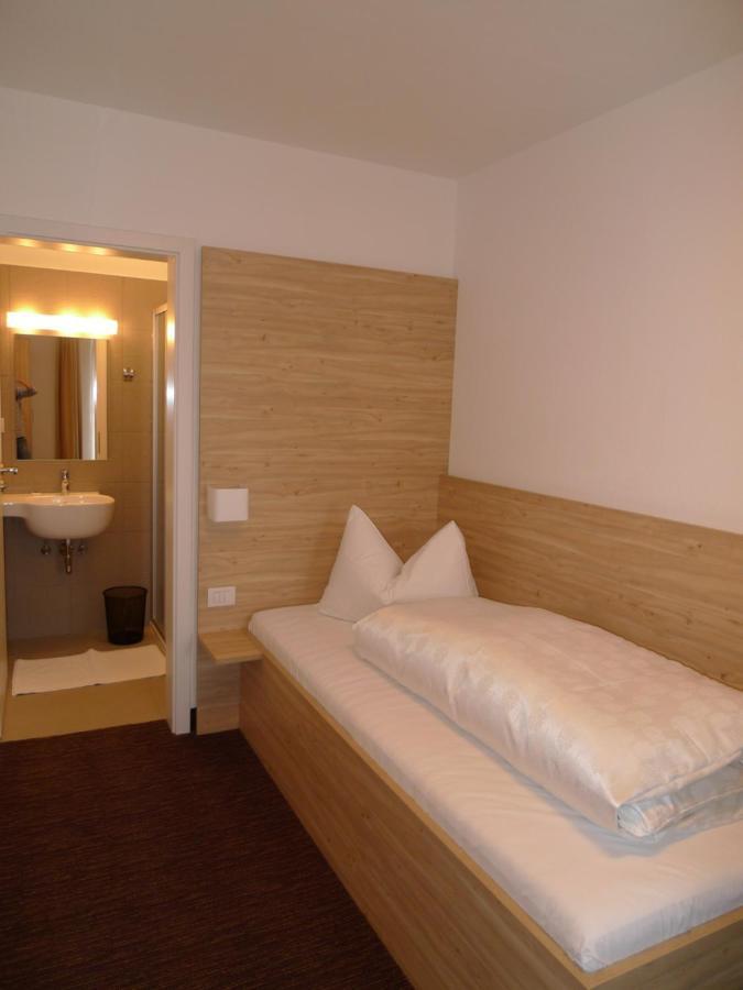 Hotel Stifter Lutago Exterior photo